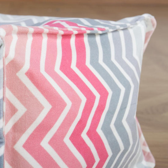 LOUNGE PUG - Zitzak Gaming Stoel - Fauteuil Poef - Geometrische Afdruk Chevron Roze