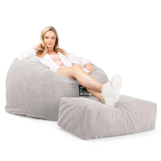 LOUNGE PUG, CloudSac 510 XL, X Large Zitzak met Vezel-latex Vlokvulling, Pompom Crème