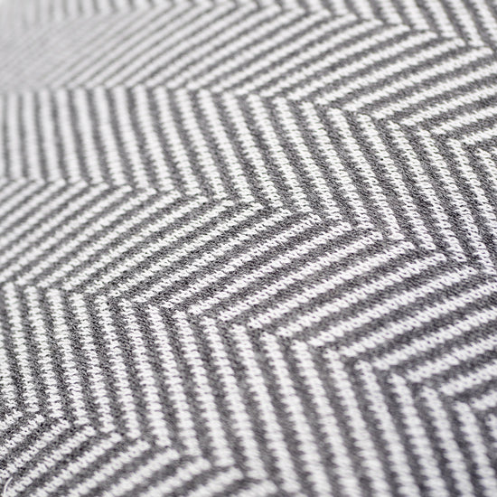 Kleine Voetenbank - Gebreid Visgraat Grijs 03