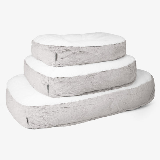 Sloucher Medium Hondenbed - Nepkonijnenbont Lichtgrijs 02