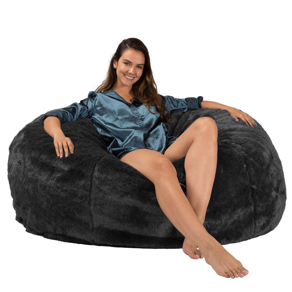 LOUNGE PUG, CloudSac 1010 XXL, Gigantische XXL Zitzakbank met Vezel-latex Vlokvulling, Namaakbont Zwart
