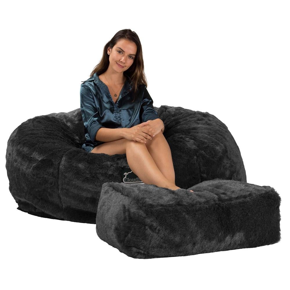 LOUNGE PUG, CloudSac 1010 XXL, Gigantische XXL Zitzakbank met Vezel-latex Vlokvulling, Namaakbont Zwart