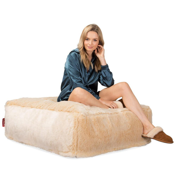 LOUNGE PUG, CloudSac 250, Zitzak Poef Voetenbank met Vezel-latex Vlokvulling, Namaakbont Wit