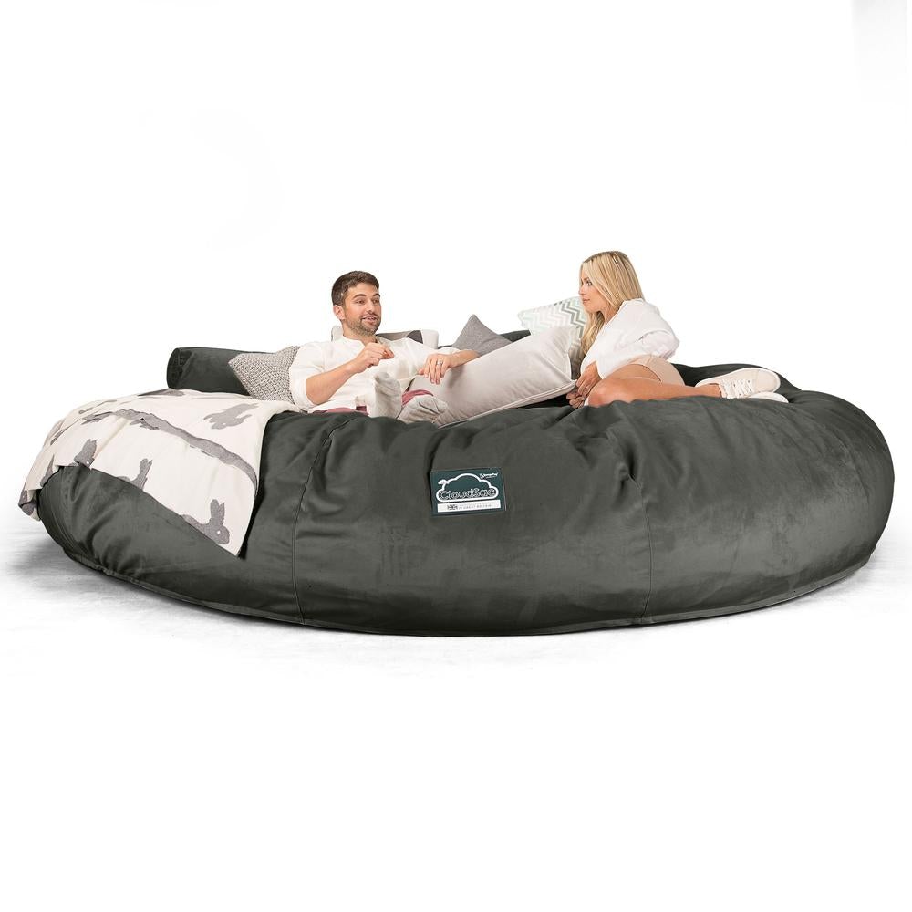 LOUNGE PUG, CloudSac 5000 XXXXXL, Een Titanic Zitzak Bank met Vezel-latex Vlokvulling, Fluweel Antraciet