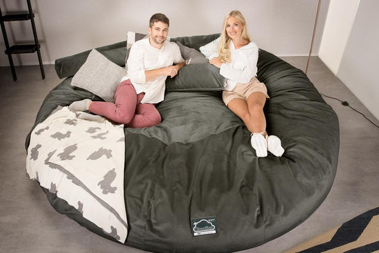 LOUNGE PUG, CloudSac 5000 XXXXXL, Een Titanic Zitzak Bank met Vezel-latex Vlokvulling, Fluweel Antraciet