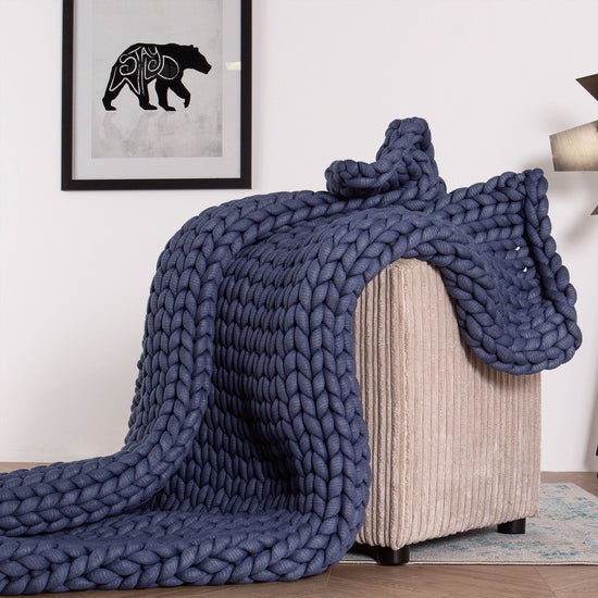 Lounge Pug - Verzwaarde Deken voor Volwassenen - Grof Gebreid Donker blauw - 5 KG 135 x 150 cm