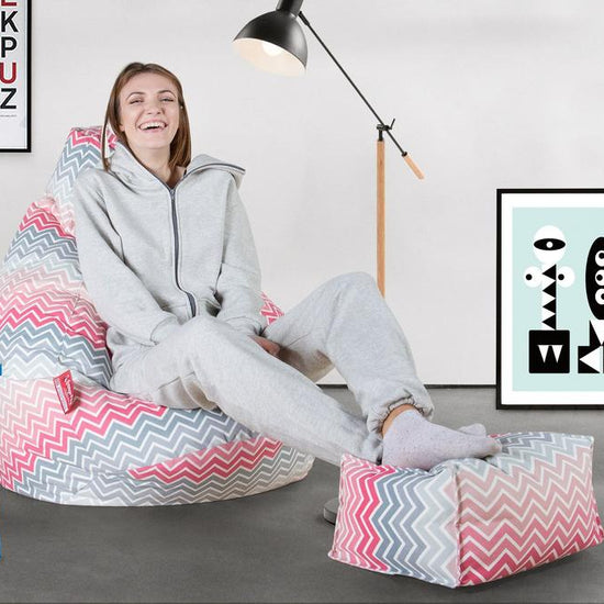 LOUNGE PUG - Voetenbank Poef - Geometrische Afdruk Chevron  Roze
