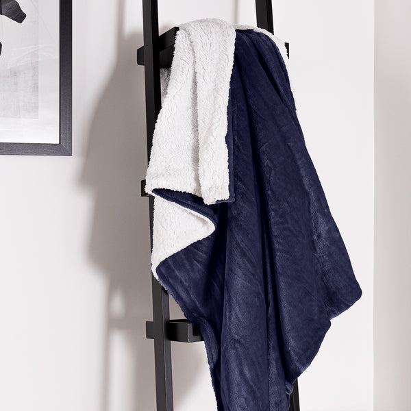 Sherpa-deken - Fleece Donker blauw Fabric Close-up Image