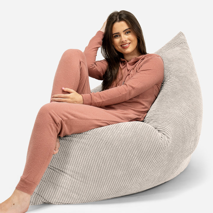 Lounge Pug - Mega-Mammoet Zitzak Bank - Slaapbank Poef - Pompom Crème– Big Bertha Original NL Lounge Pug - Mega-Mammoet Zitzak Bank - Slaapbank Poef - Pompom Crème– Big Bertha Original NL